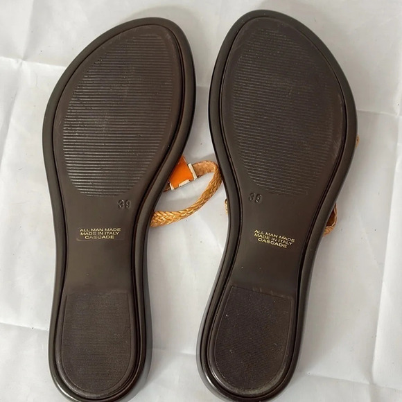 ITALIAN SHOEMAKERS Cascade Flat Sandals Orange Tan Woven Thong Open Summer 8 - Picture 7 of 8